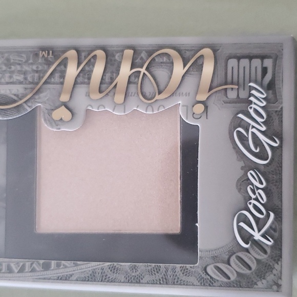 Beauty Bundle - Picture 5 of 7